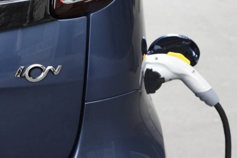Recharger ma mini-citadine électrique Peugeot iOn d’occasion à Albi (81) ? Votre installateur de borne électrique en Occitanie vous répond dans le Tarn à Castres