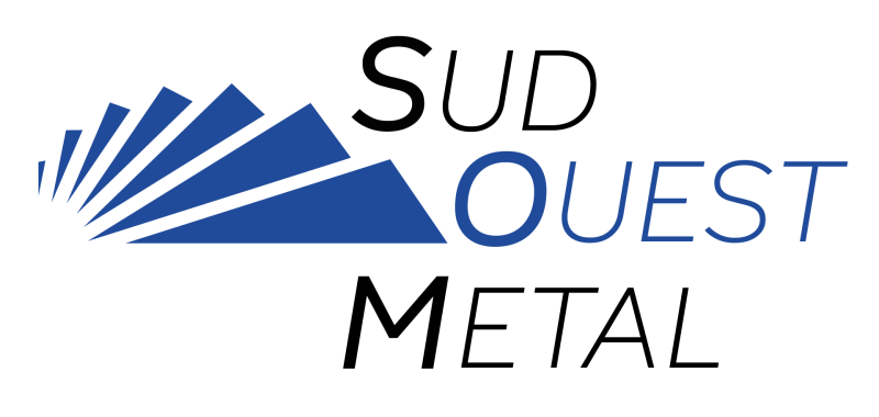 Carport solaire en acier thermolaqué sur mesure pour panneaux photovoltaïques avec Sud Ouest Métal et Solaire Occitanie