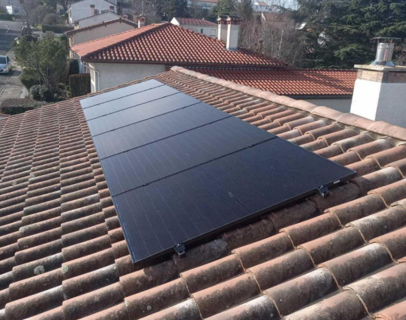 Installation d'une borne de recharge de voiture électrique à Lanta