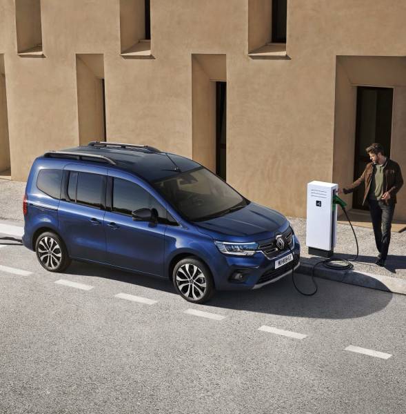 Comment recharger un Renault Kangoo e-tech électrique à Genevilliers (92) ? Bornetik est votre installateur de borne électrique dans les Hauts-de-Seine