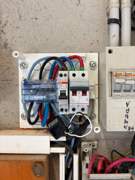 Notre installation d’une borne ABB Terra AC : découvrez ce chargeur AC Terra Wallbox type 2 dans ce chantier réalisé à Colomiers (31)