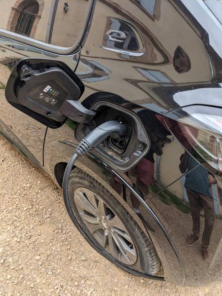 Black Friday 2025 : encore plus d’économies sur votre borne de recharge de voiture électrique en Occitanie à Albi