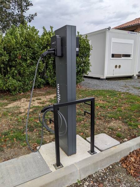 Rechargez gratuitement votre voiture électrique au travail à Fonsorbes (31) jusqu’en 2027 avec Bornetik