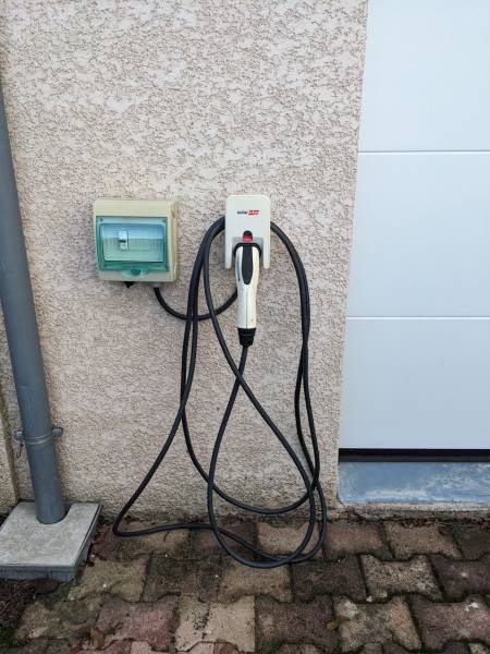 Opter pour une borne de recharge électrique à domicile et facturer l’installation au nom de votre société à Nanterre (92) ?