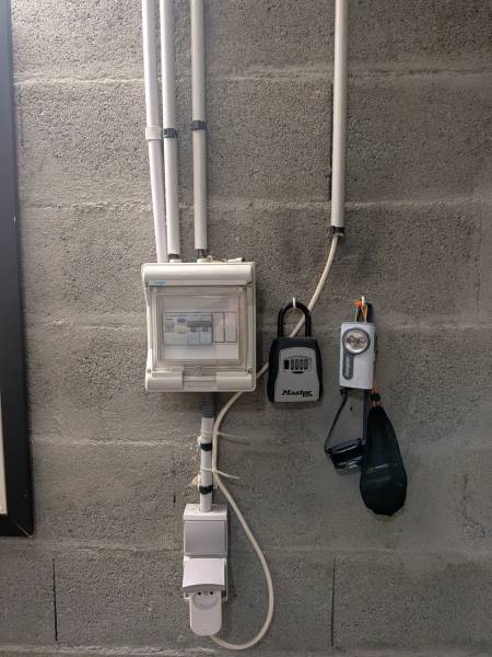 Besoin d’installer une prise renforcée Green Up à Colomiers (31) ? Faites appel à votre installateur IRVE Bornetik !