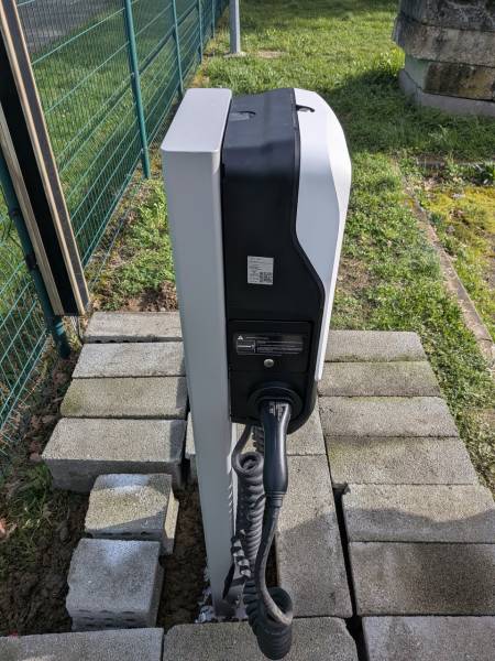 Chantier pose double borne de recharge Daze 2 x 22kW pour notre client professionnel BTM à Béziers (34)