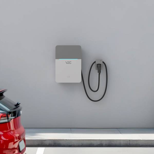 Passez à la recharge rapide 20 kW et 40 kW en entreprise avec la borne électrique Denka de V2C à Boulogne-Billancourt (92)